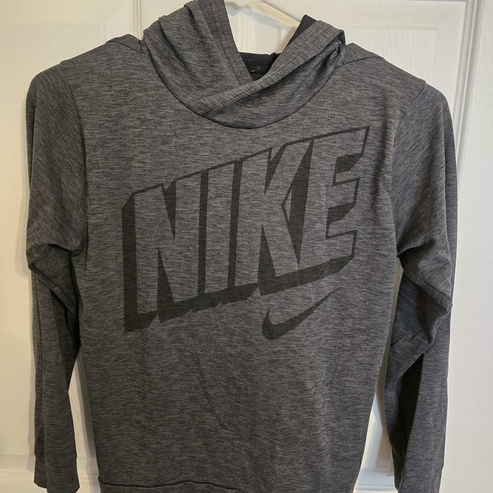 Boys Hoodies 3 Piece Like New Size Medium - Picture 7 of 9